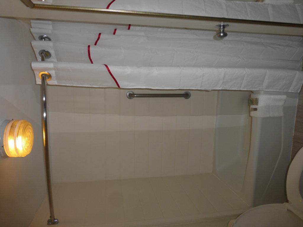 Red Roof Inn Tallahassee East Bagian luar foto